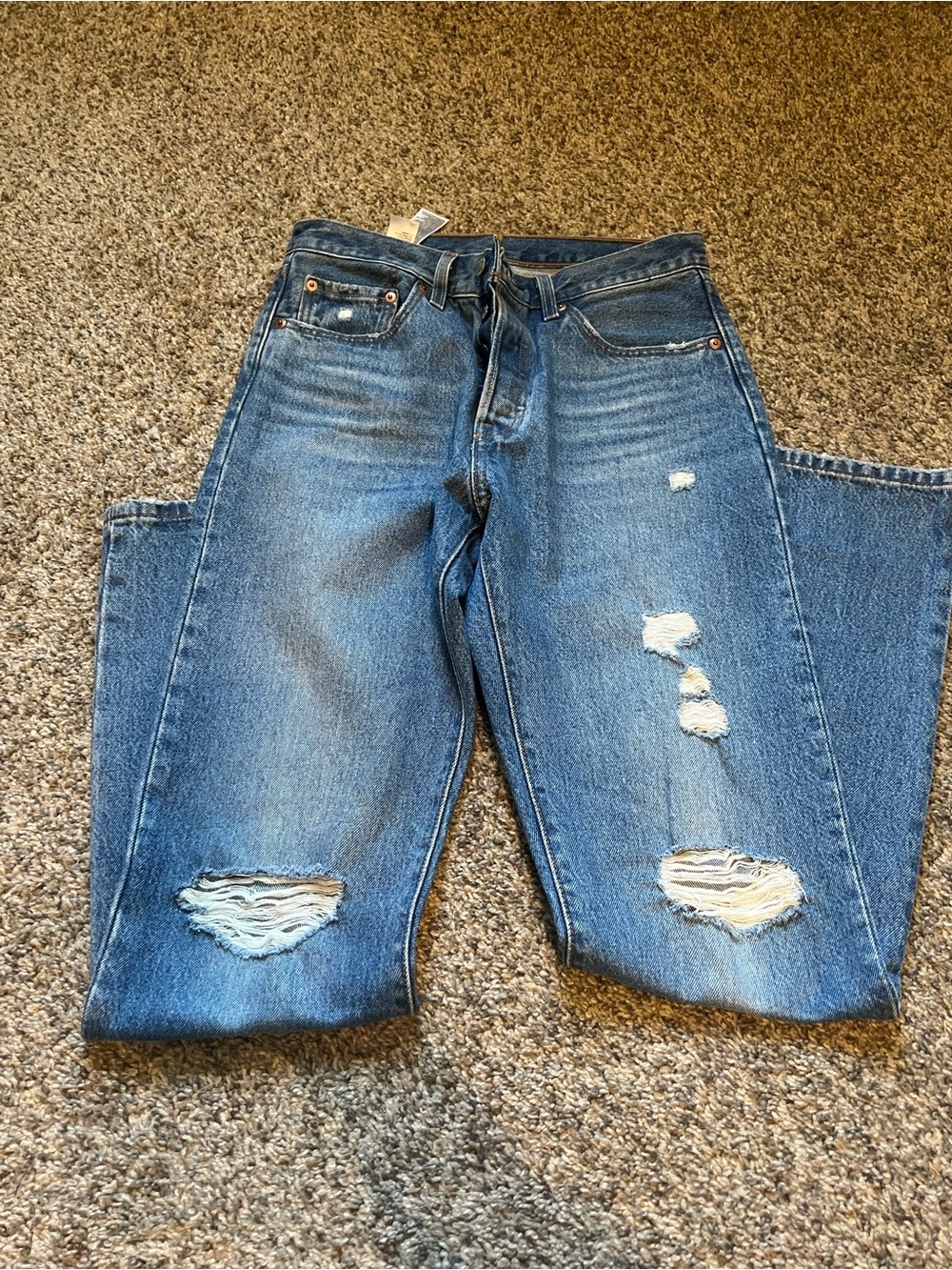 Women’s Distressed Levis 501 Jeans